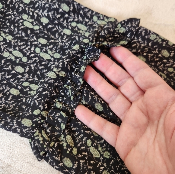 NWOT Beacon Apparel 3/4 Length Sleeve Ruffled Top Navy/Green Size XS - Picture 13 of 16